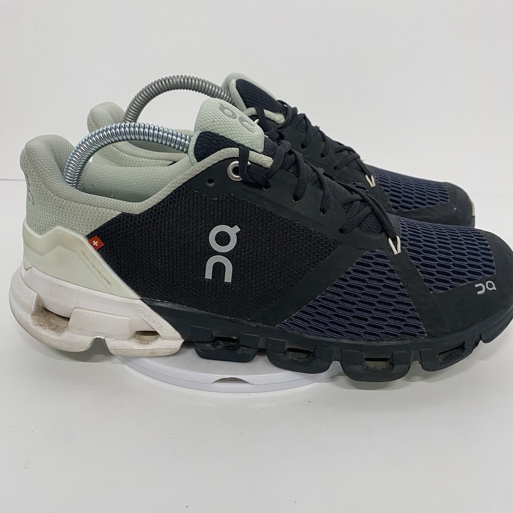 On Shoes Women Size 10 Cloudflyer Black White Athletic Trail Running 3875